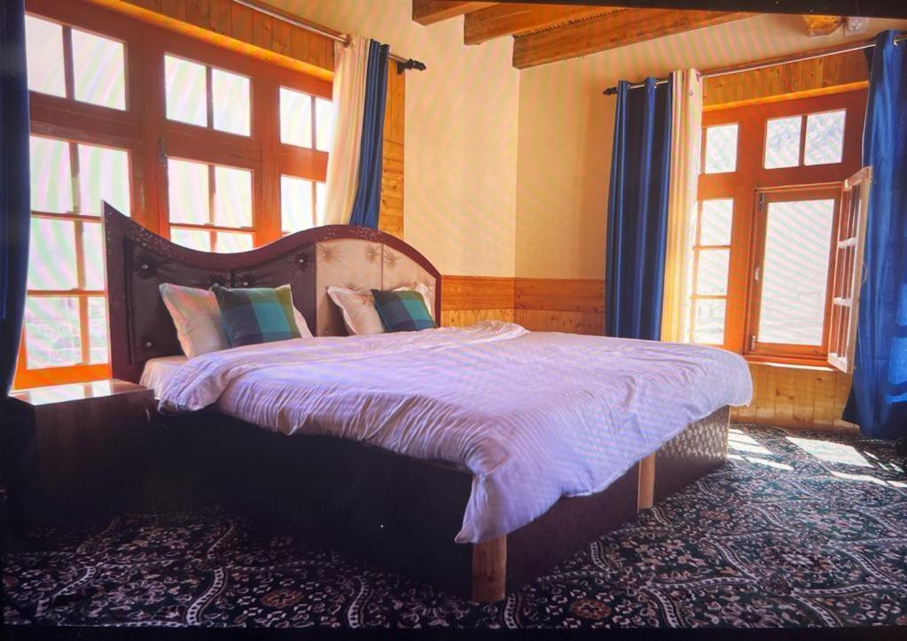 Guru View Home Stay Padam 外观 照片