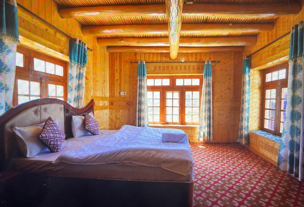 Guru View Home Stay Padam 外观 照片
