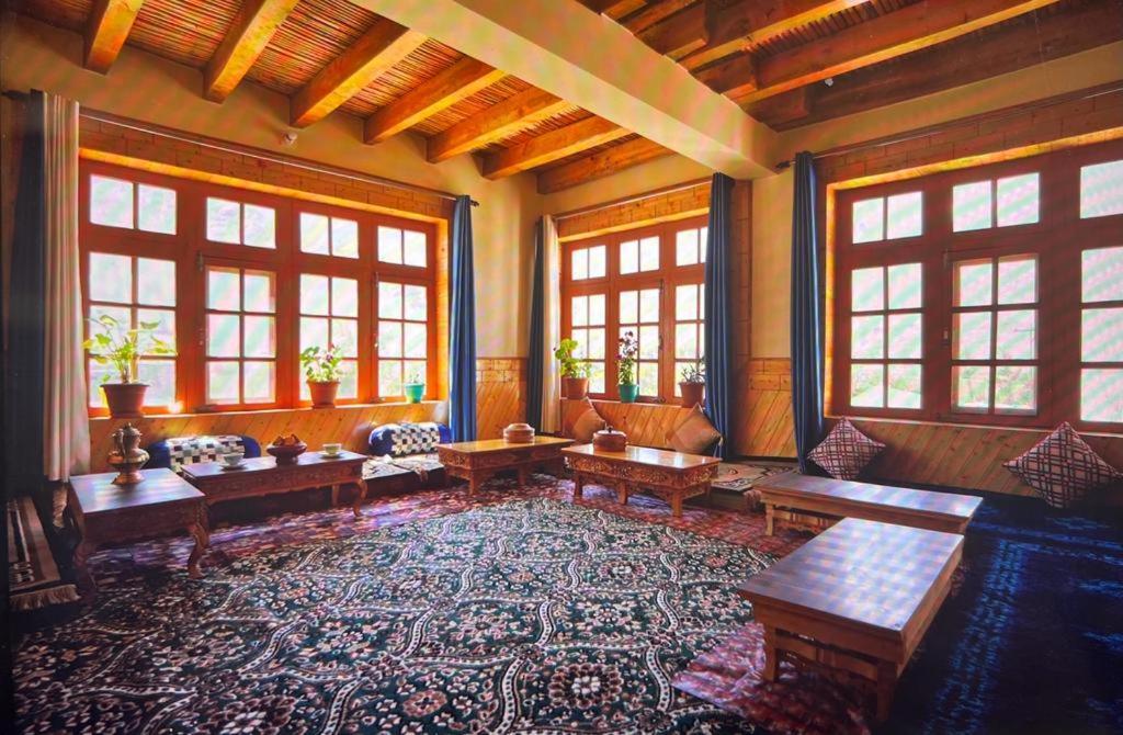 Guru View Home Stay Padam 外观 照片